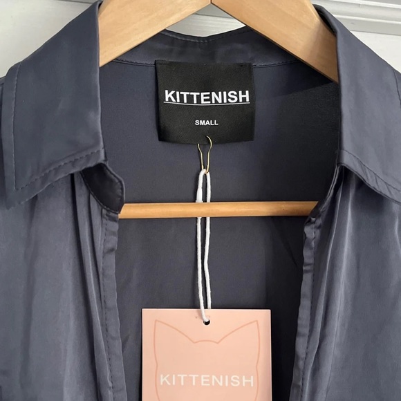 ❌SOLD❌ Kittenish tie front cropped top 🐱 - Picture 6 of 8